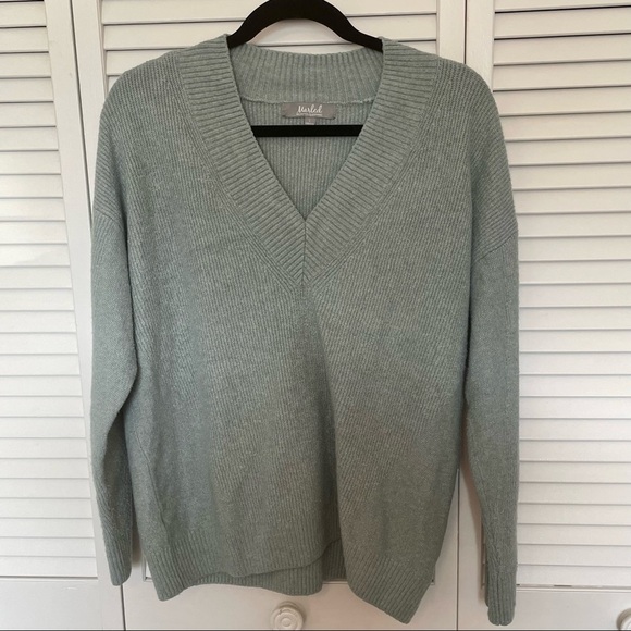 Marled Reunited Clothing Sweater - Large - Picture 2 of 5